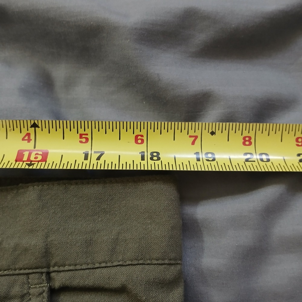 Icebreaker Olive Green Men’s Flat Front Shorts - Picture 6 of 10